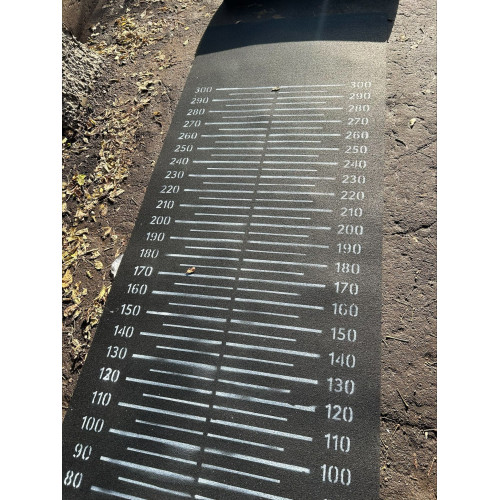 Удлинённая дорожка с шагом 5 см для прыжков в длину