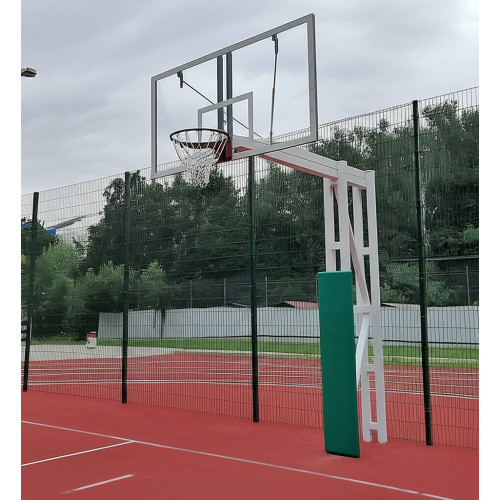 Стойка баскетбольная уличная 225 см с защитой