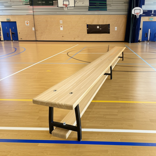 Скамья гимнастическая 4.0м на металлических ножках